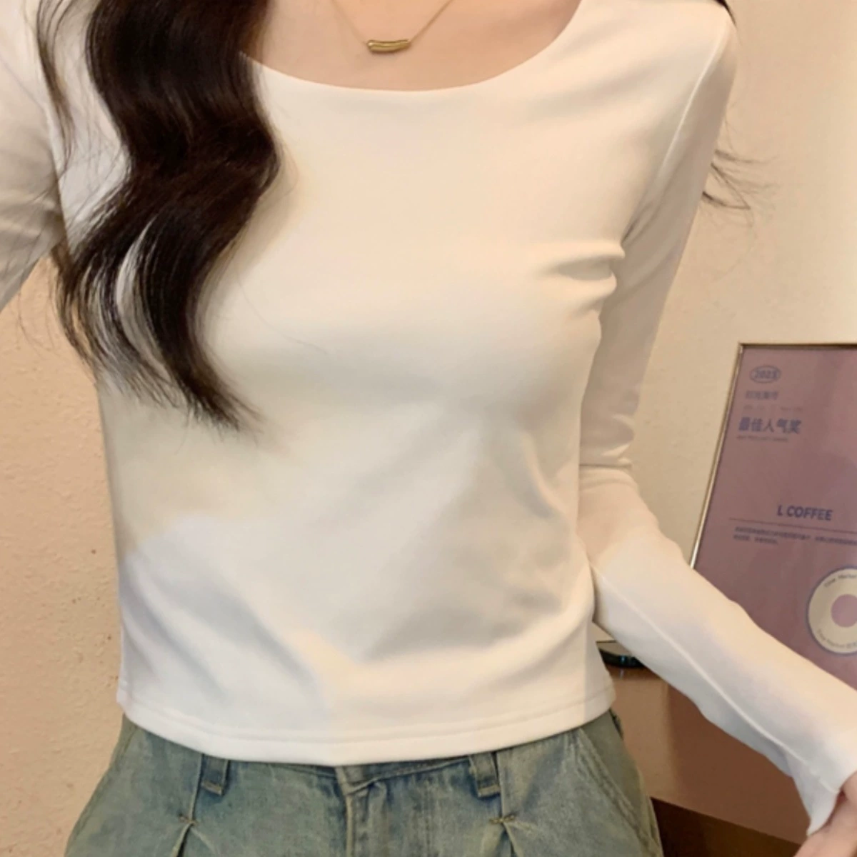 Элегантная тонкая рубашка с длинными рукавами для женщин, весна 2025, стильный воротник, базовый слой с обычными плечами, короткий топ