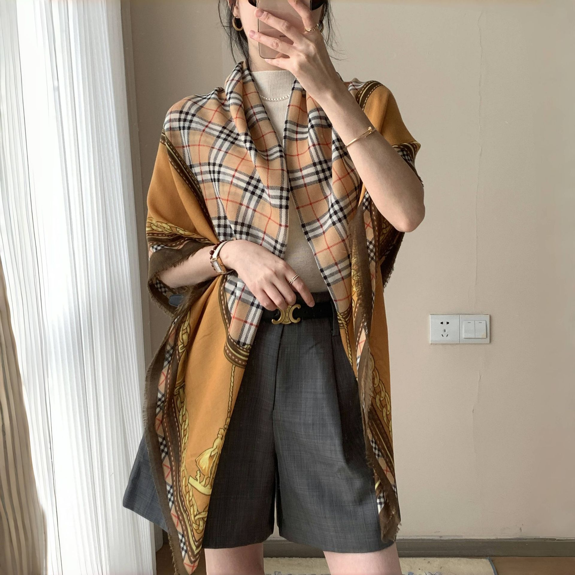 Nuevo estilo europeo y americano 130 toallas cuadradas simples bufandas de seda de twill de mujer