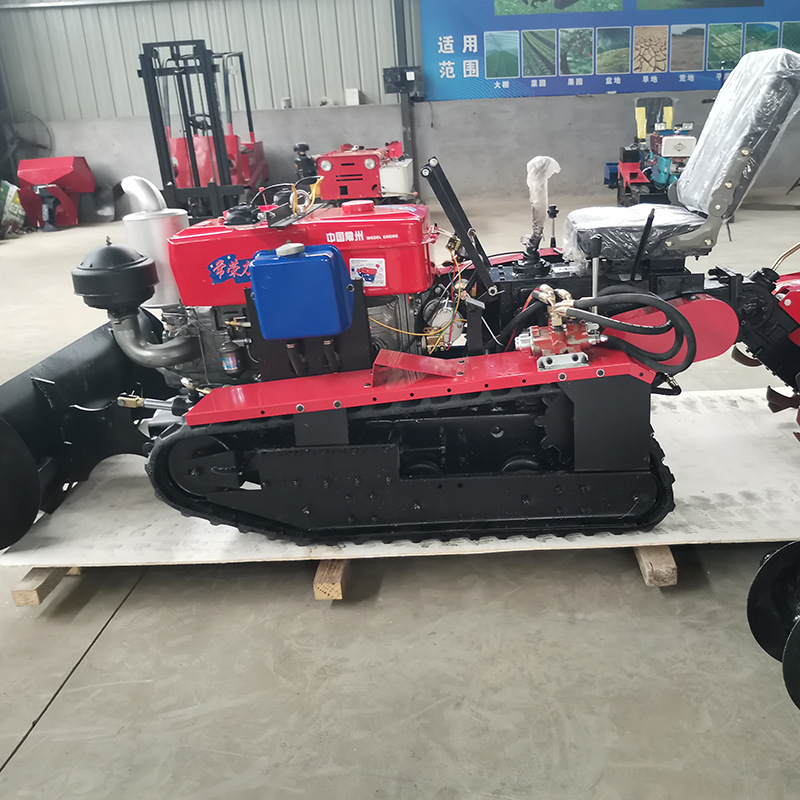 乘坐式柴油微耕机多功能履带式开沟机新式田园果园大马力旋耕机器