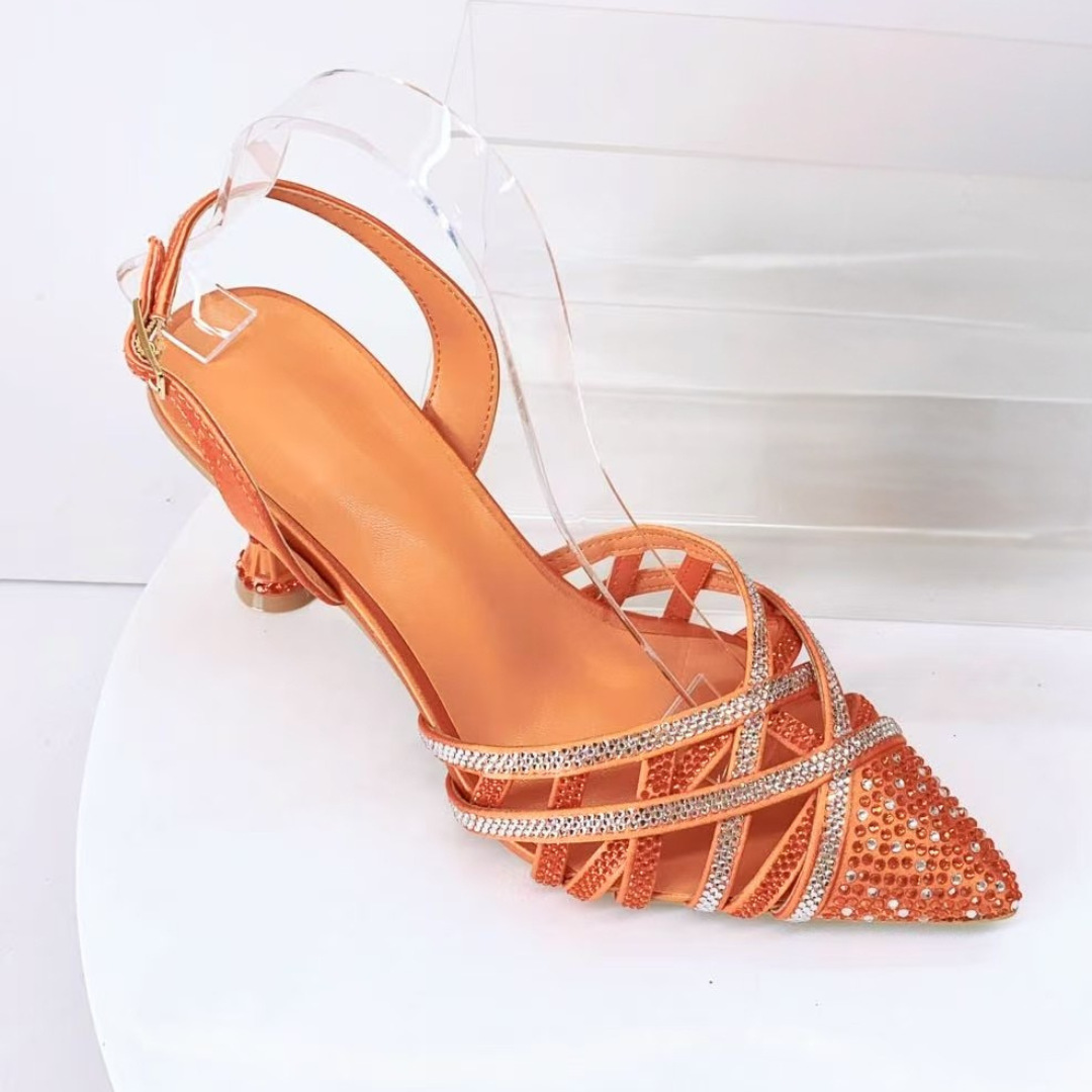 Selección estricta de zapatos de diseño italiano, nuevas sandalias de tacón alto, banquete de boda, zapatos de mujer de diamante de punta