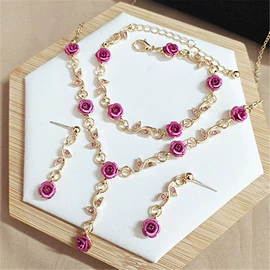 耳钉;耳环;项链