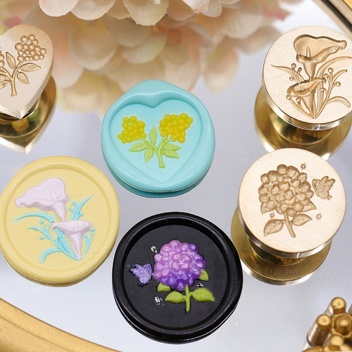 New fire lacquer seal head relief in October Plant calla lily and small plum copper head invitation seal seal DIY