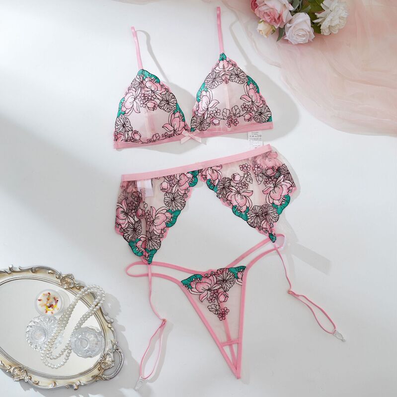 Cross-Border Foreign Trade European and American Heavy-Duty Embroidery Floral Wireless Lace Sexy Alluring See-Through Two-Piece Lingerie Set Cross-Border Foreign Trade European and American Heavy-Duty Embroidery Floral Wireless Lace Sexy Alluring See-Through Two-Piece Lingerie Set
