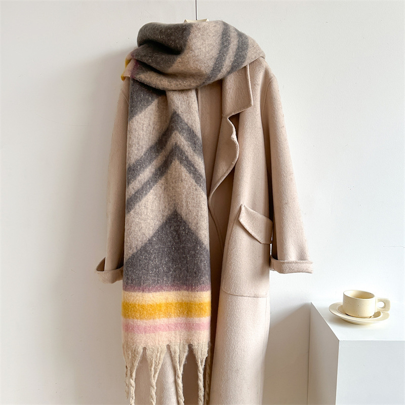 Women's Elegant Simple Style Color Block Imitation Cashmere Polyester Tassel Scarf display picture 25