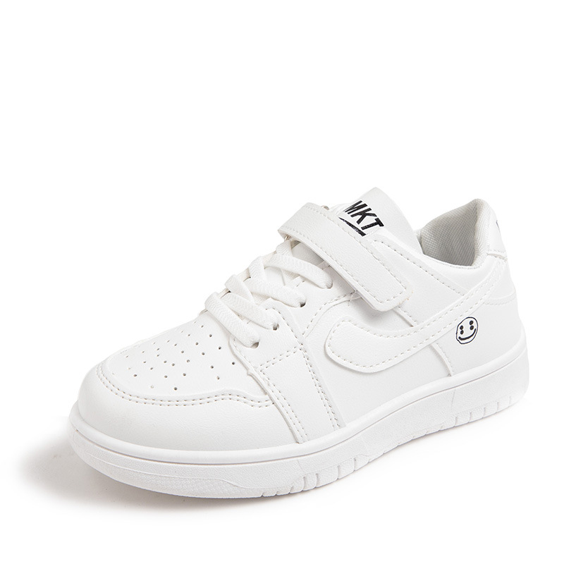 Zapatillas de deporte para niños nuevas 2023 primavera y otoño cómodos zapatos blancos transpirables zapatos para niñas zapatos casuales para niños