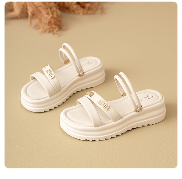 Pantuflas de verano para mujer 2025 nuevas chanclas de suela gruesa moda de moda de dos vestidos zapatos de mujer de playa sandalias y pantuflas de gran tamaño