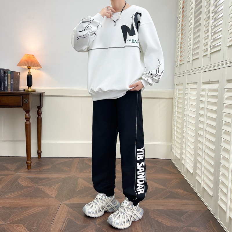 Conjunto deportivo de sudadera para hombre, ropa deportiva moderna para estudiantes guapos, conjunto de dos piezas de ropa interior informal de manga larga para jóvenes.