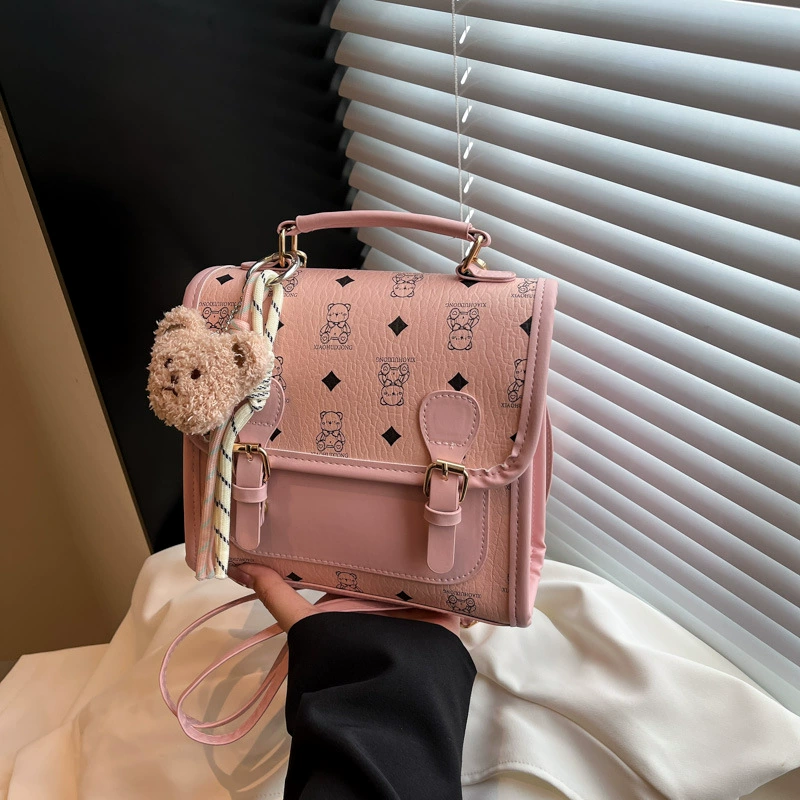 Cartoon one-shoulder backpack bag, bear charm, compact cute shoulder satchel