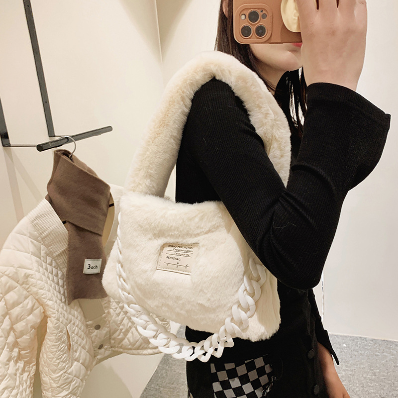 Candy colored plush shoulder for women's Fashion chain Handheld 2023 new winter trend Net red underarm bag_voghion.com