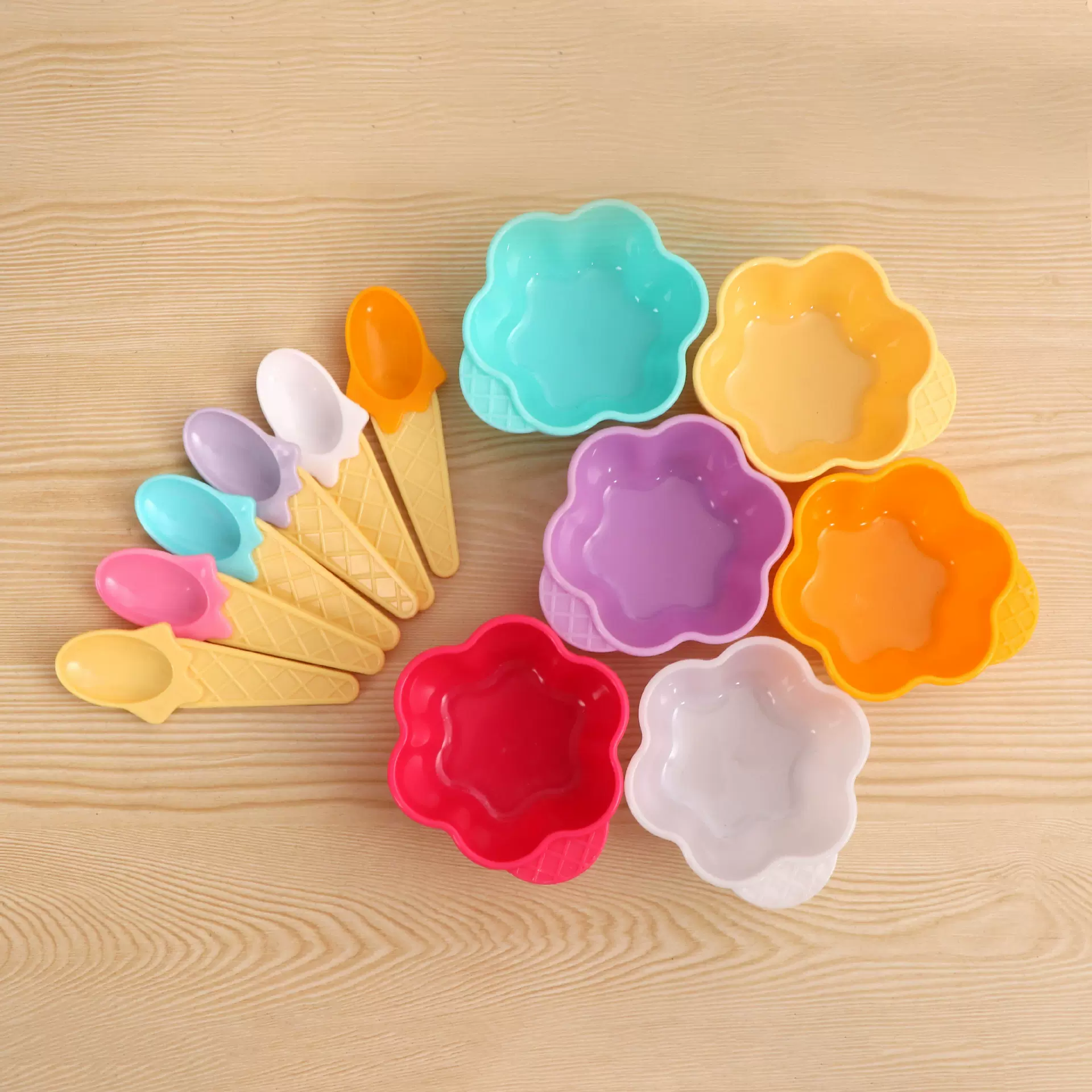 彩色少女心加厚冰淇淋搅拌碗儿童餐具搭配同色勺子创意PS塑料碗