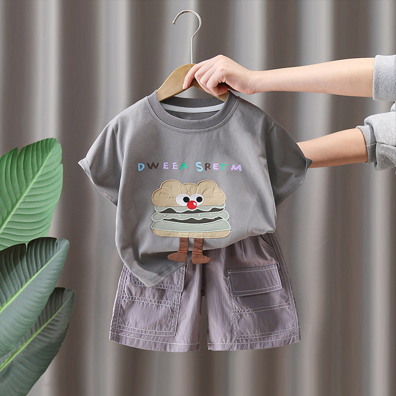 7318 Traje de manga corta para niños Trend de verano Ropa para niños 2025 Nuevo estilo delgado Ropa de verano para niños Ropa de calle frita de verano