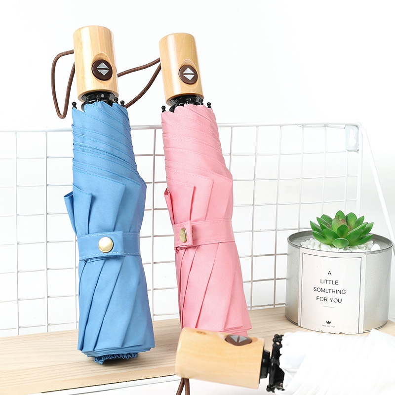 Retro mango de madera sólida tres plegables paraguas automáticos plegables sólidos paraguas comerciales se pueden imprimir logotipo paraguas publicidad paraguas