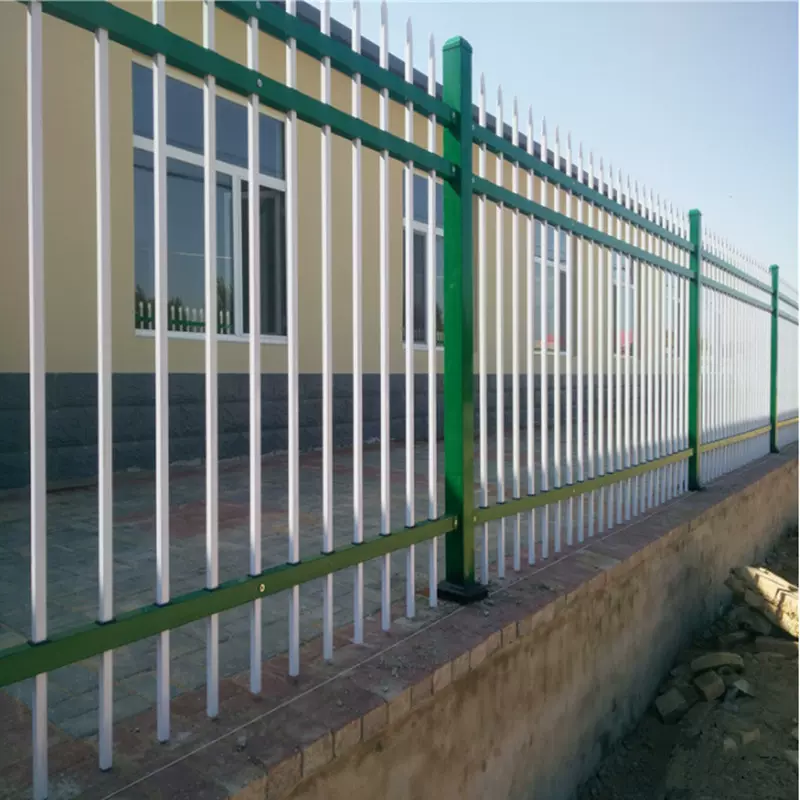 现货供应锌钢护栏网小区公园喷塑围栏住宅别墅铁艺围墙防护网