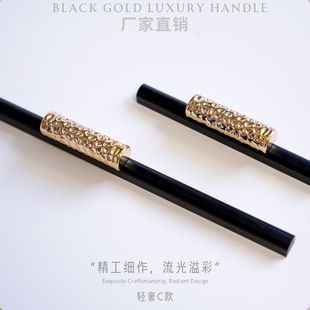 �F�����s�p�ݺڽ���L�����T�������X�Ͳı��W��ɫ�L����handle