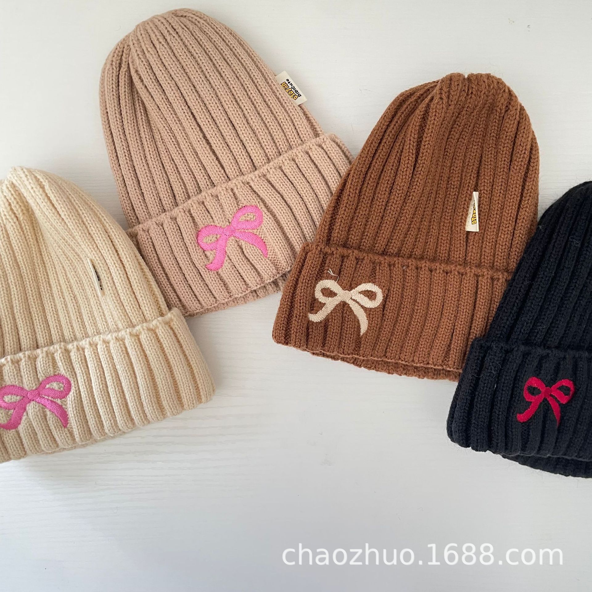 Pink embroidered bow children's wool hat, versatile pointed hat
