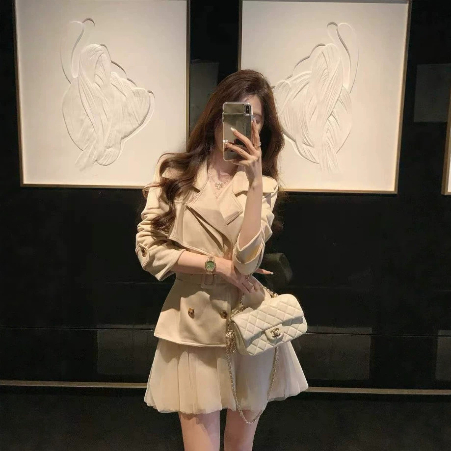JustQiMn千金姐感新款秋装高级感气质绑带麂皮绒外短套女