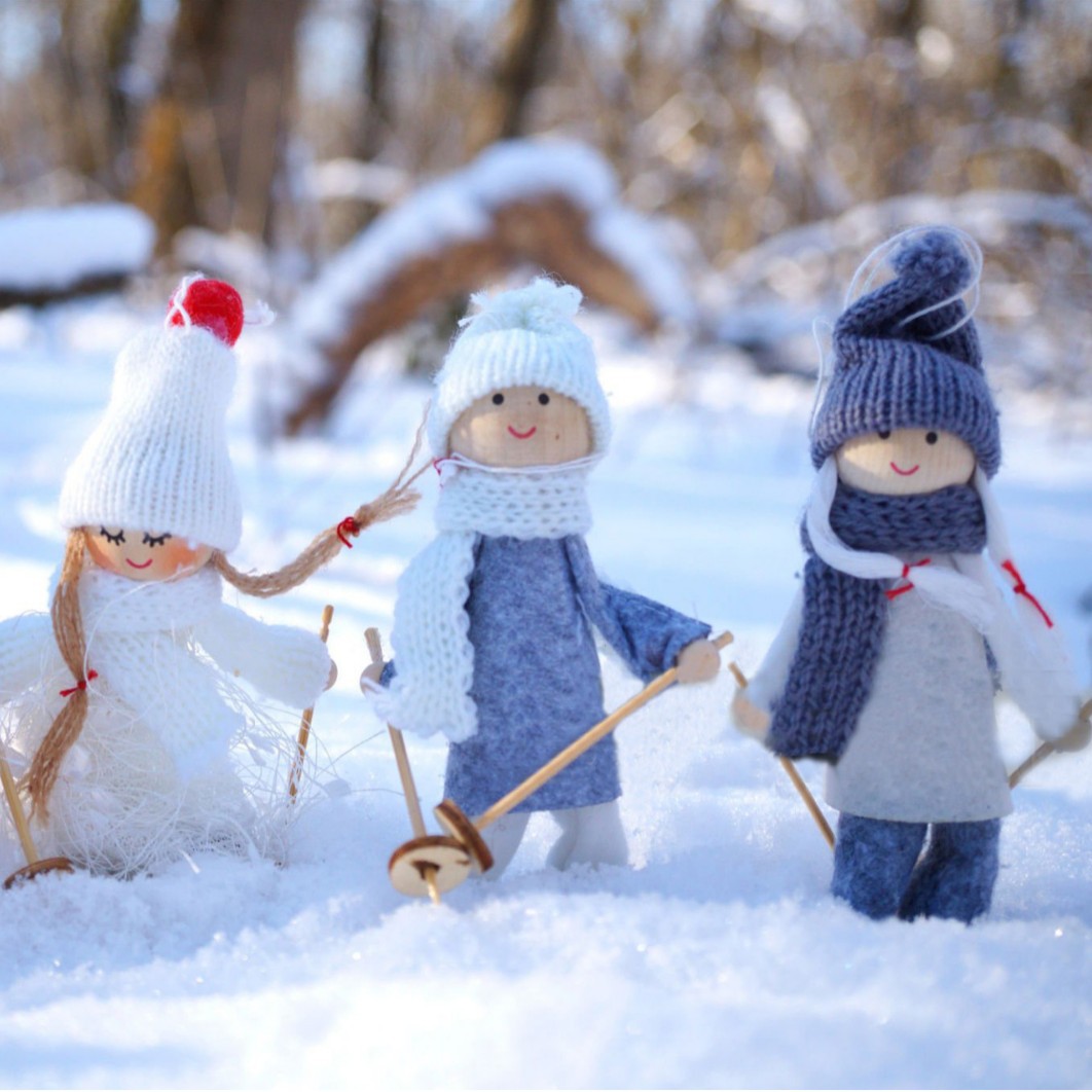 Decoración de Navidad creativa muñeca de madera muñeca de esquí de Navidad colgante árbol mini muñeca