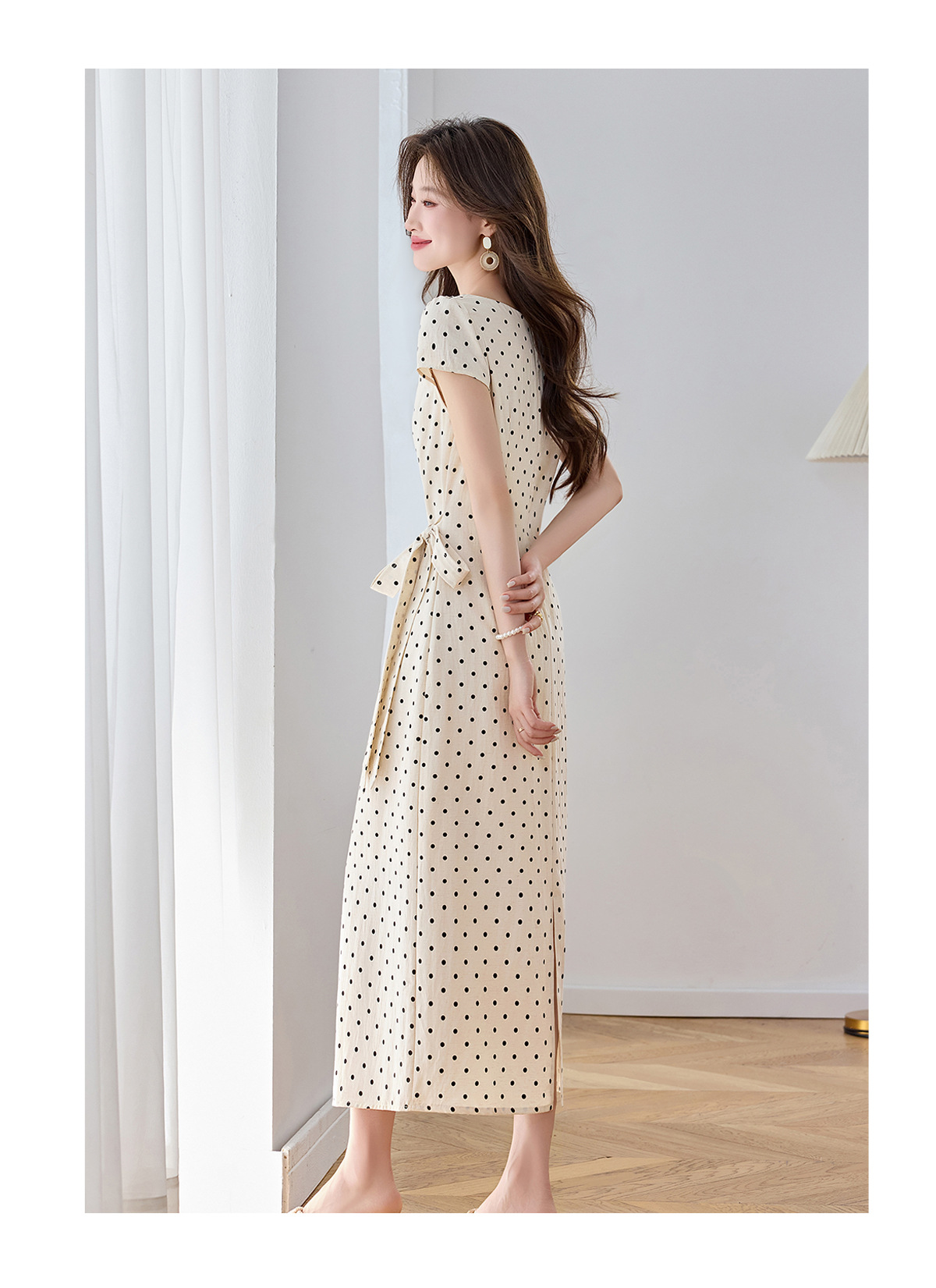 Đầm maxi nữ thắt eo tay ngắn họa tiết chấm bi phong cách nghỉ dưỡng — màu đen, màu trắng chi tiết 10