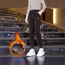 2025秋冬加绒加厚高腰休闲哈伦裤女宽松显瘦束脚小熊刺绣运动保暖