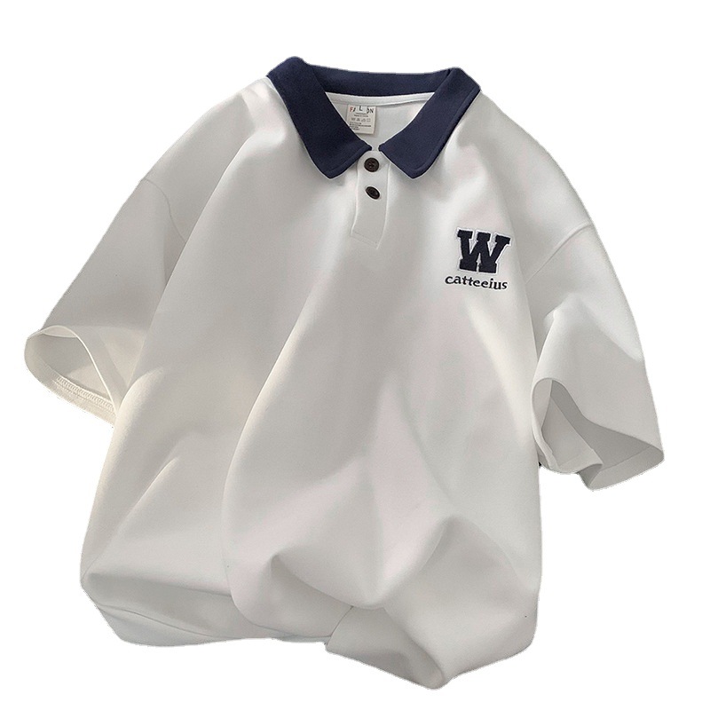 Polo manga corta de los hombres de verano suelto bordado pesado color sólido juventud Camiseta estilo universitario contraste color media manga camiseta