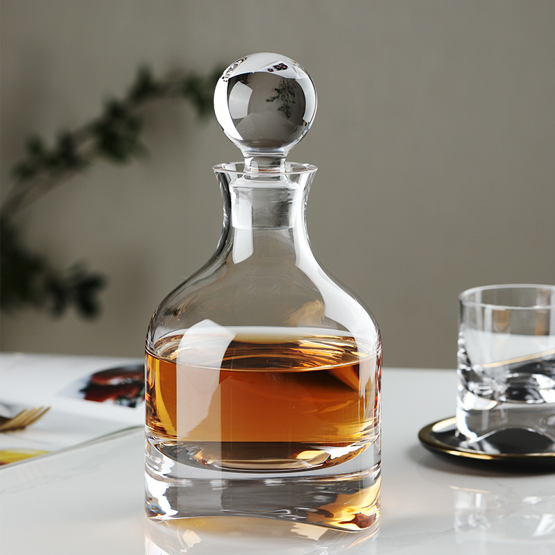 Botella de vino ligera de lujo de alta calidad vidrio de cristal de whisky copa de vino botella de vino club de vinos extranjeros accesorios de barril de vino