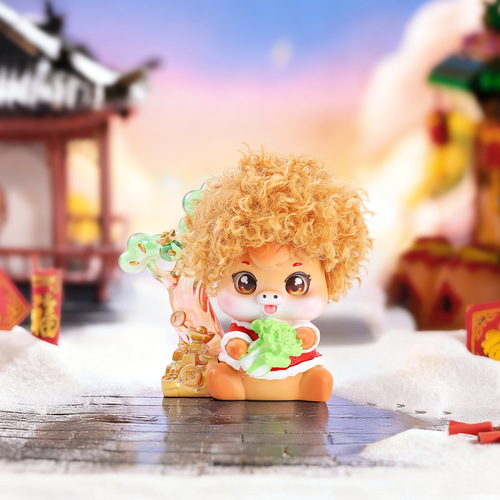 The new style has good meaning for horses, auspicious happiness, plus horse music, happy explosion head blind box, creative resin desktop decoration