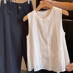 自留爆金推奨 ~ 白雲輪レース刺繍白い上着女性夏ノースリーブベストシャツ