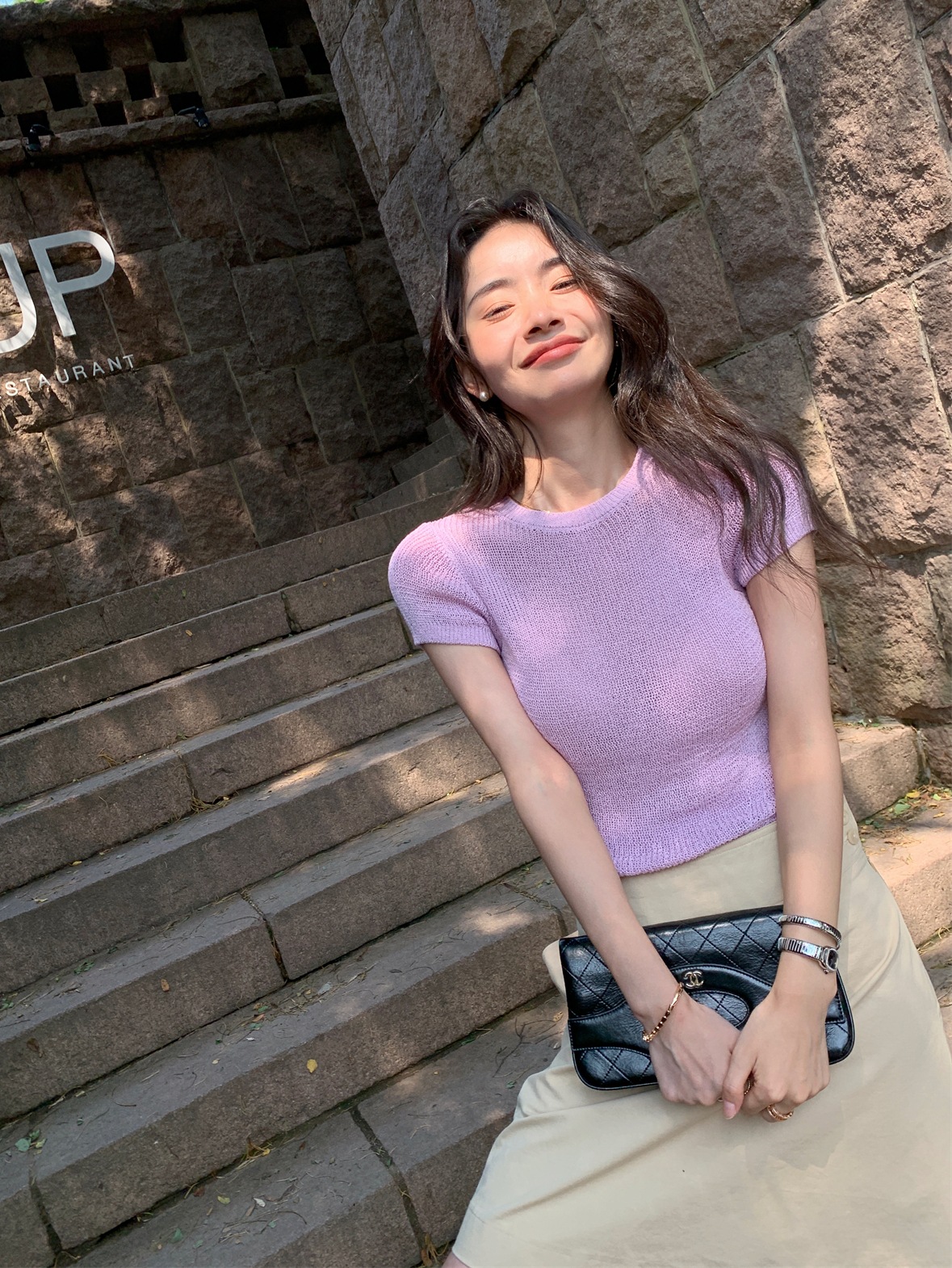 香港米服飾/ 再購入 アップグレード和紙糸 ソフトで香りの良いニットセーター レディース 夏の新作 おしゃれな半袖