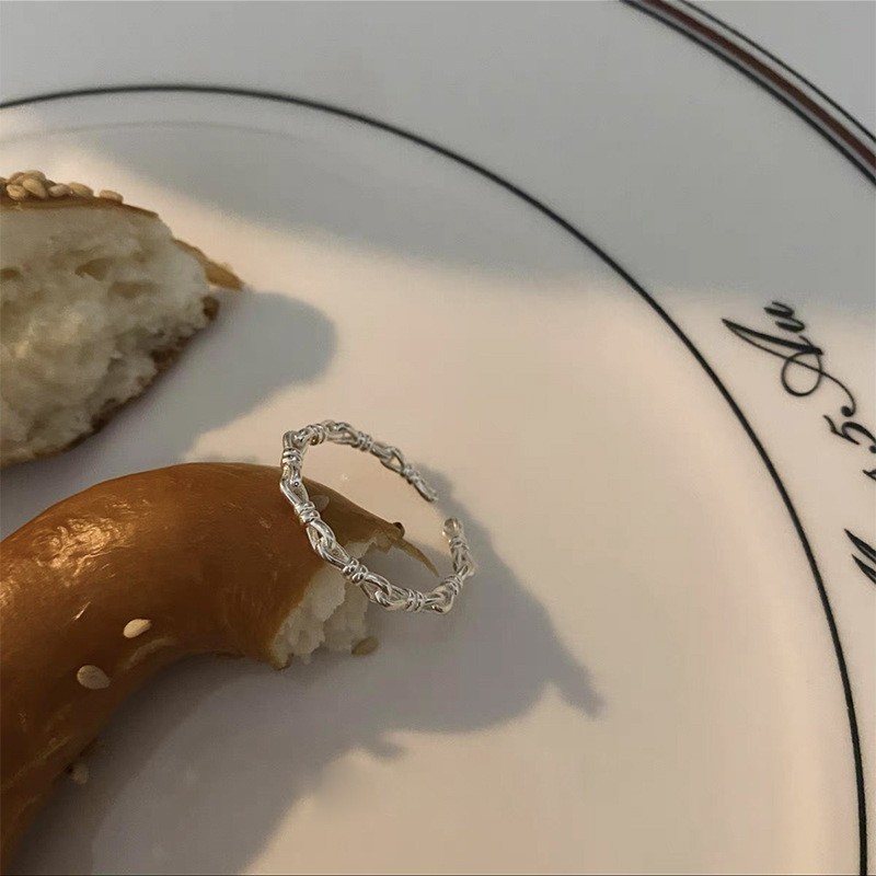 Anillo de circonita de perlas de viento ins, nicho femenino, sentido de alta gama, simple y ligero, anillo de novia de lujo, anillo de apertura de temperamento al por mayor