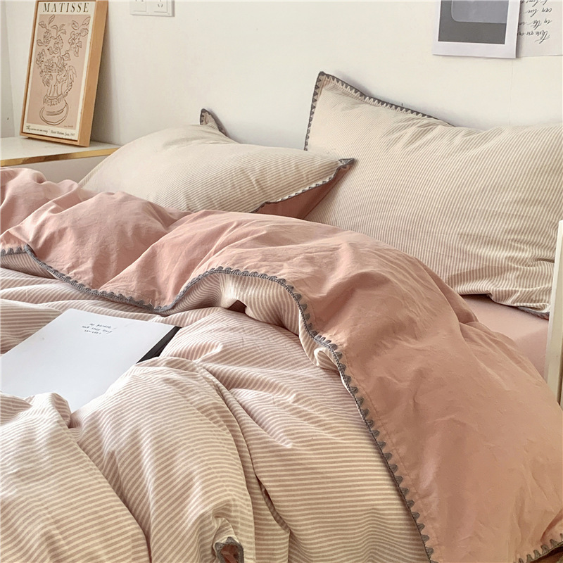 Verano simple algodón de cuatro piezas de algodón 2025 nuevo estilo sábana funda edredón dormitorio de estudiantes ropa de cama de tres piezas