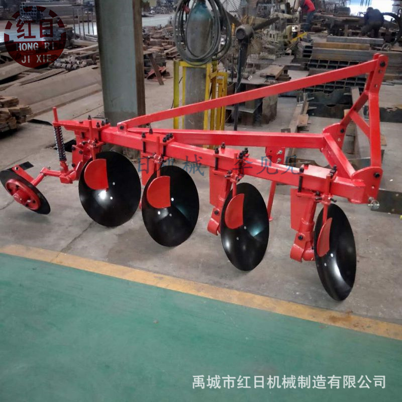红日机械出口非洲焊接圆盘犁小四轮后挂4片圆盘犁翻地圆盘犁
