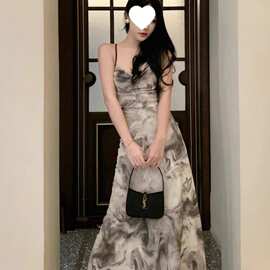 新中式水墨画荡领吊带露背连衣裙随性飘绳搭国风吊带裙系带度假风