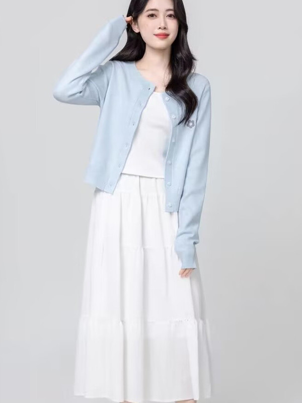 短款奶蓝色圆领针织开衫外套女2025春秋新款法式温柔长袖外搭上衣|undefined