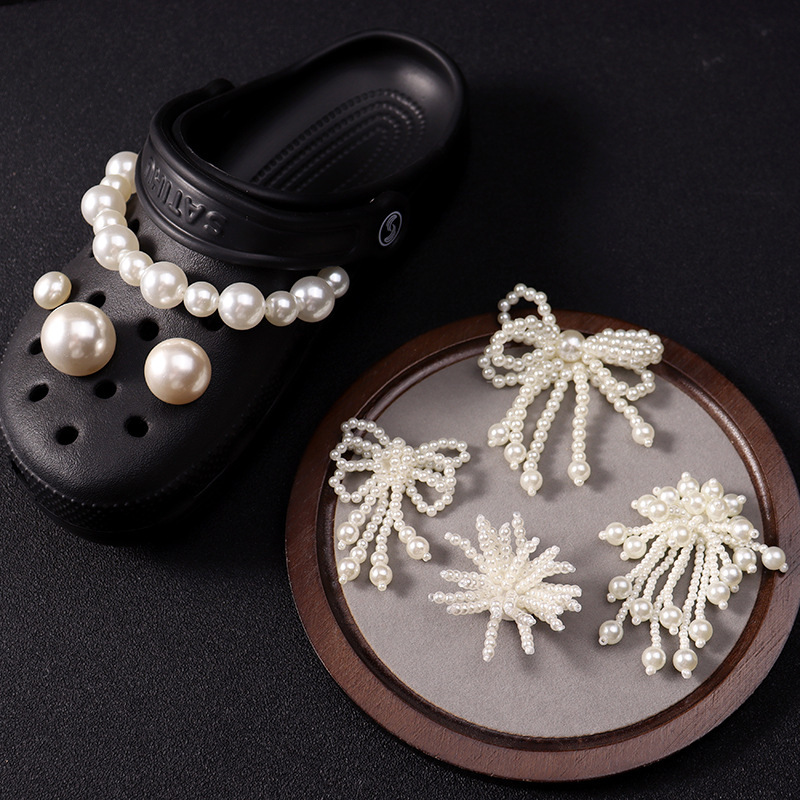 Cross-border hole shoes accessories high sense pearl chain shoe buckle women tassel bow shoe flower pearl jewelry wholesale