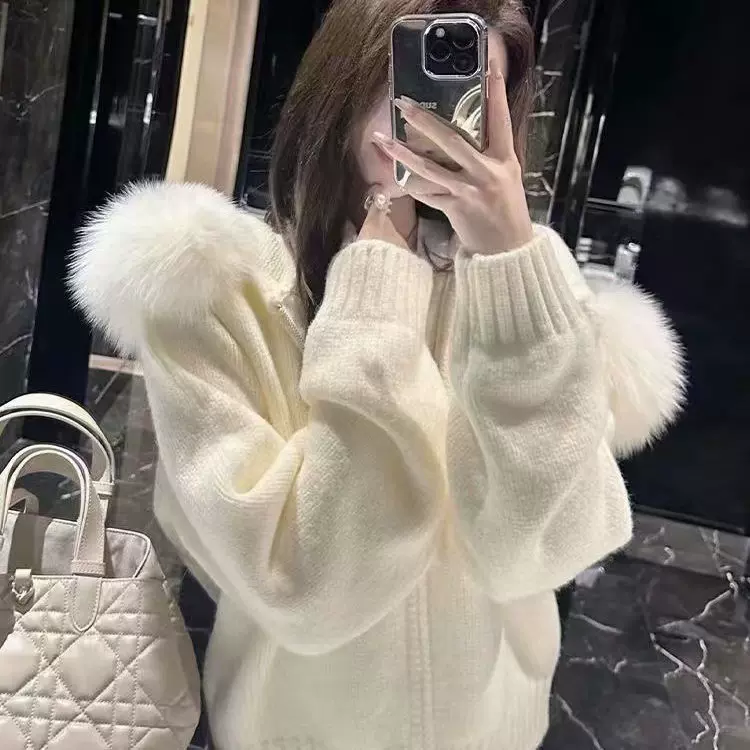 高级感女装连帽针织上衣小香风开衫外套冬季新款长袖白色毛衣女