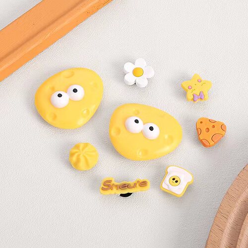 Hole shoes DIY shoe flowers garden shoes accessories cute cartoon shoe clips slippers decoration clips drop PVC soft rubber wholesale
