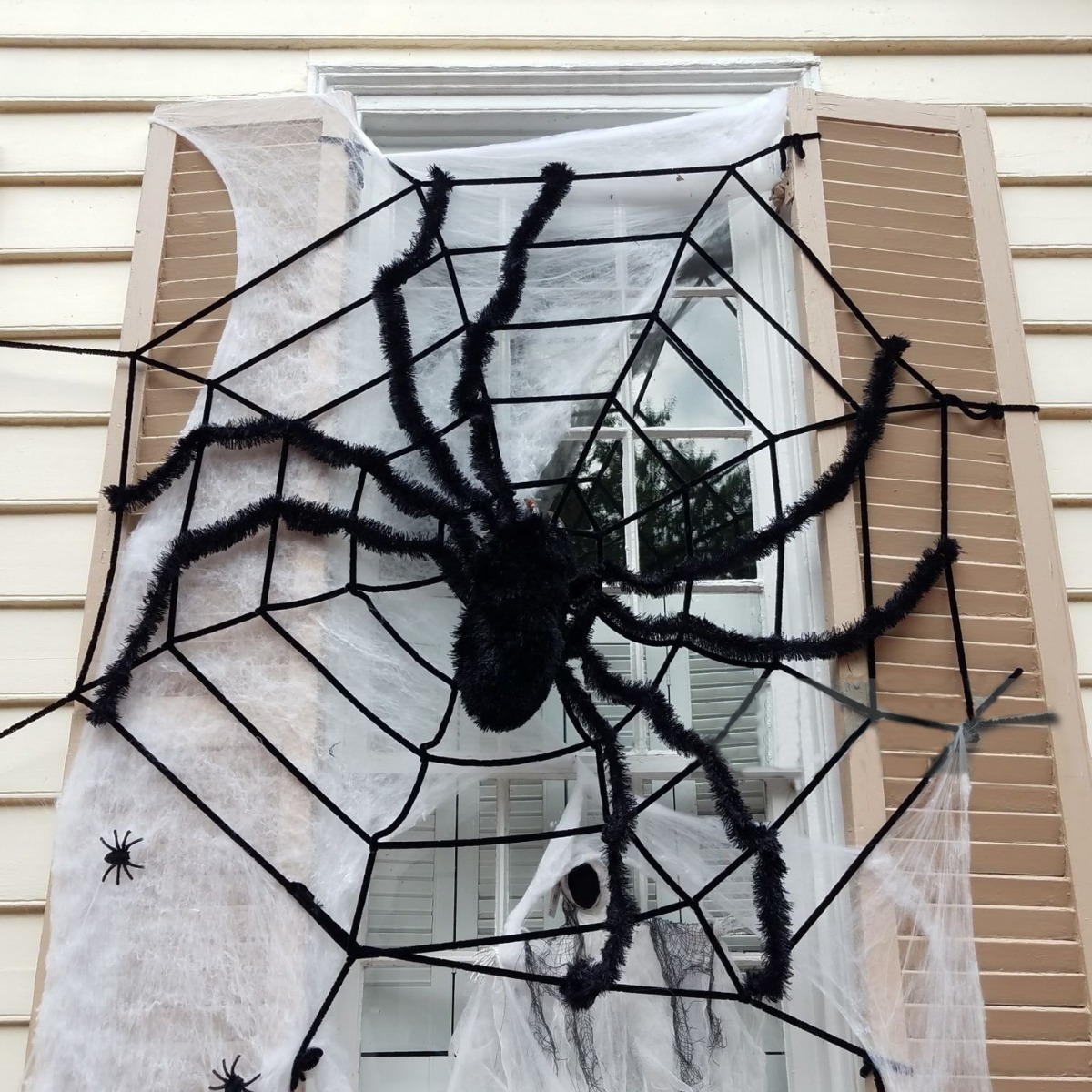 Spider-Man Halloween Black Party Bar Decoración Spider Props Todo el mundo extraña Spider de peluche negro