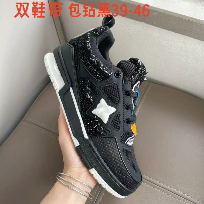 Couple Style Chubby Sneakers 2026 New Model Lv Trainer Rhinestone Versatile Casual Bread Sneakers Fashion Couple Style Chubby Sneakers 2026 New Model Lv Trainer Rhinestone Versatile Casual Bread Sneakers Fashion
