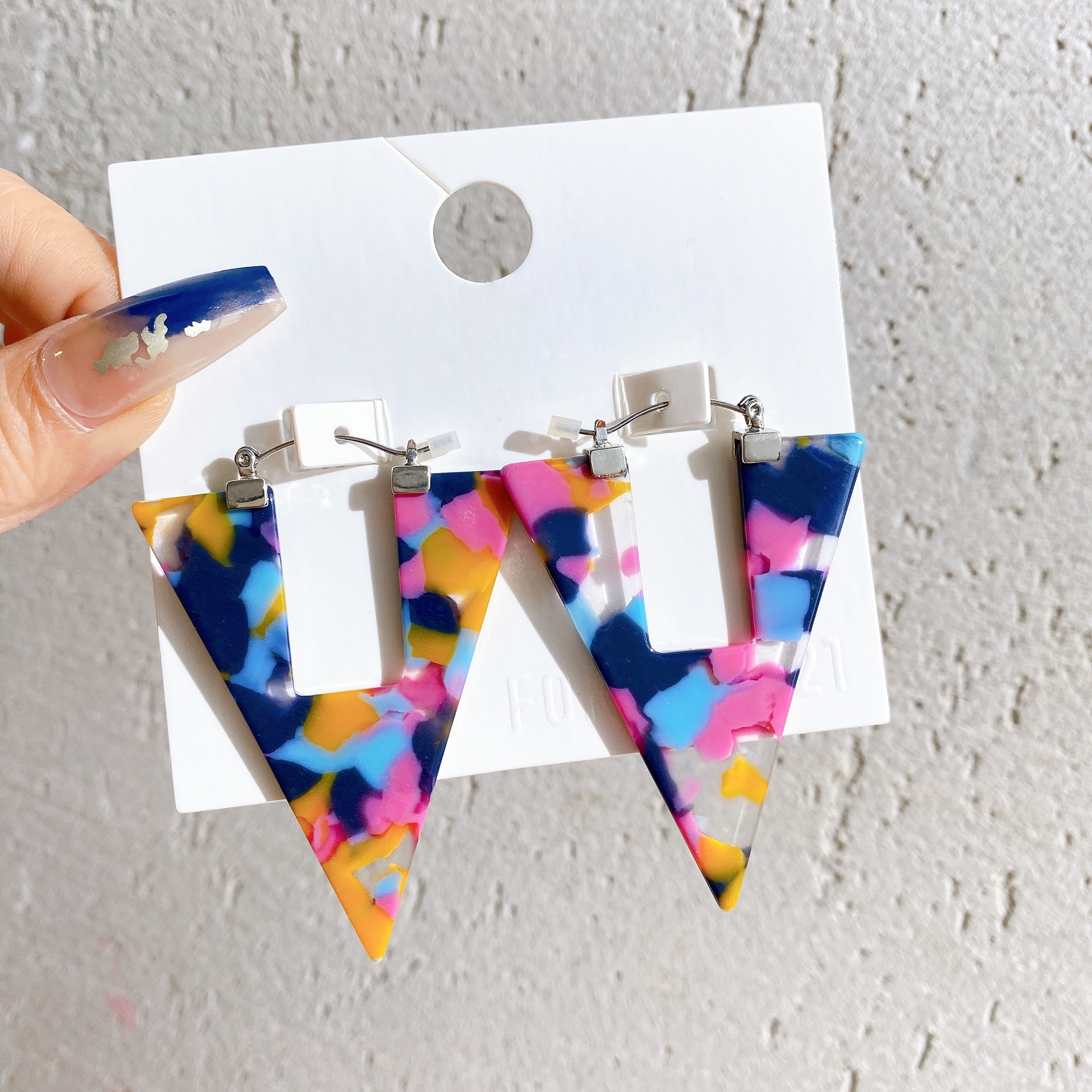 Women's Exaggerated Fashion Triangle Acrylic Earrings No Inlaid Drop Earrings display picture 4