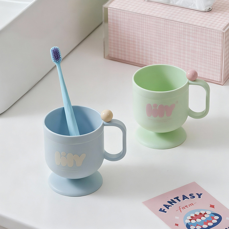 Decorative Mouthwash Cup With Toothbrush Holder For Couples_voghion.com