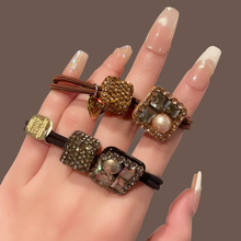 新款网红时尚镶钻方块发绳女马尾头绳珍珠丸子头皮筋头饰发圈