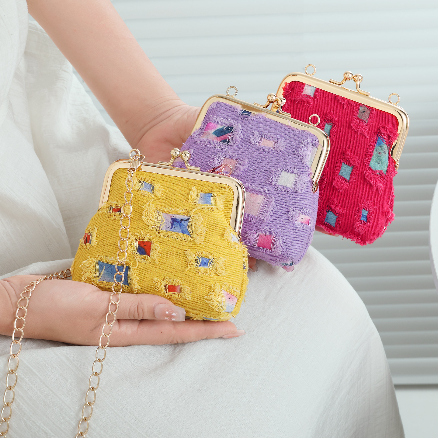 Nuevo bolso de almacenamiento de lápiz labial de alto valor, bolso de llaves para niñas, pequeño y delicado cuero suave, sensación de lujo ligero, bolso de cambio