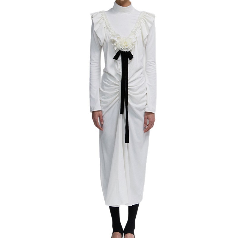 Fashionable white summer design three dimensional dress