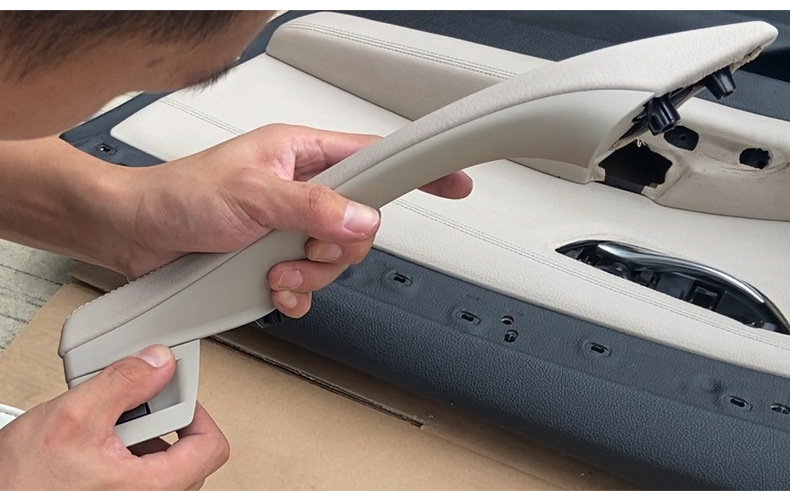 Suitable for 10-17 Bmw F10 Interior Handle, 5 Series Door Handle F10F11F18 Interior Armrest Right-Hand Drive