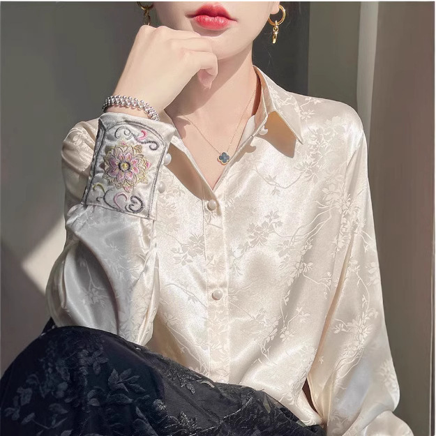 New Chinese Style National Style POLO Collar Satin Cardigan Shirt Long Sleeve Women 2024 Summer New Embroidered Jacquard Top