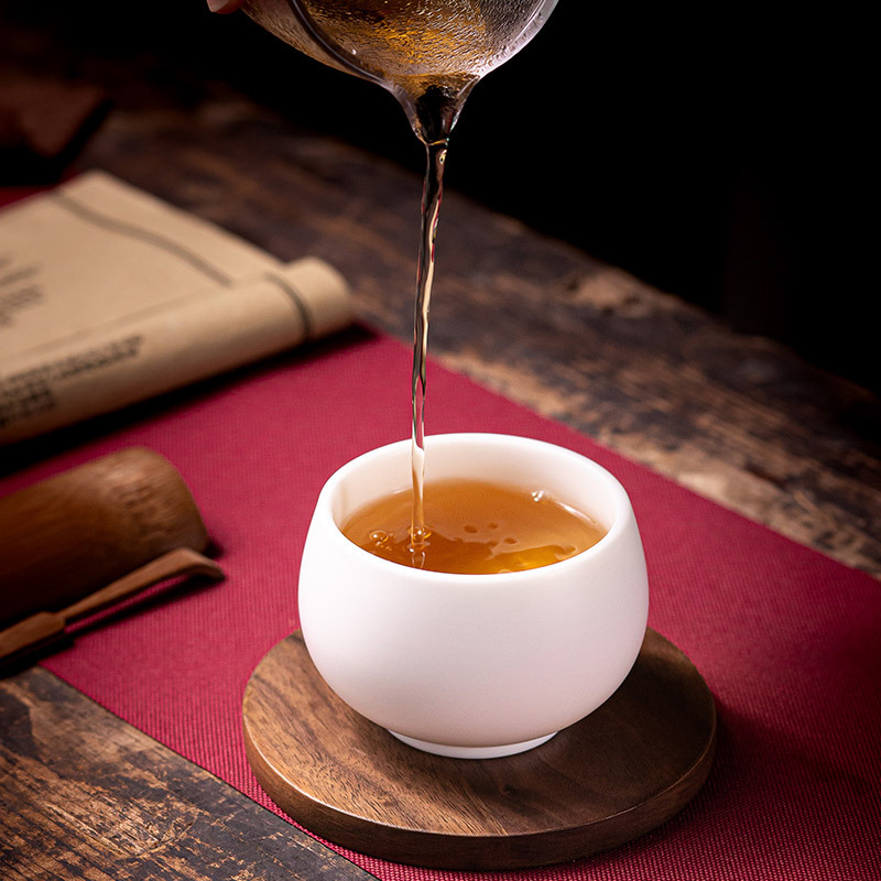 Ganador de gran cabra de jade de porcelana kung fu taza de té de cerámica maestro de esmalte de color taza de oro taza de té de inscripción de Dehua