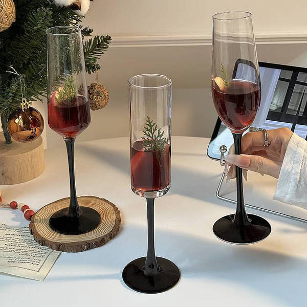 Champagne glass