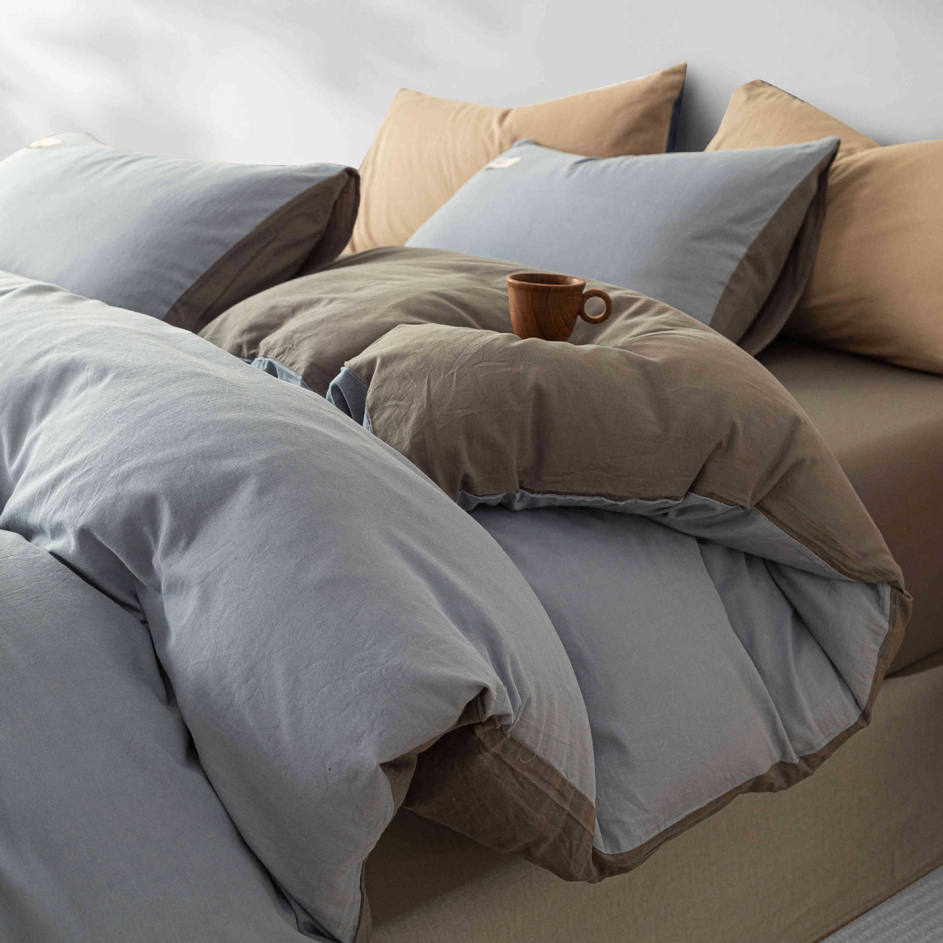 Azul claro + gris claro