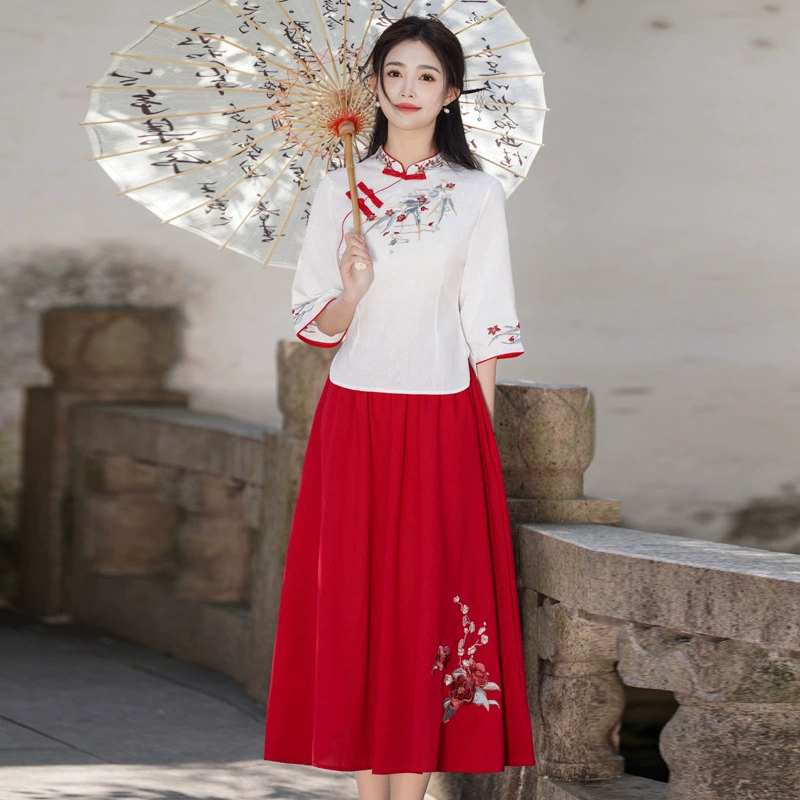 Китайская женская одежда в китайском стиле ретро с вышивкой