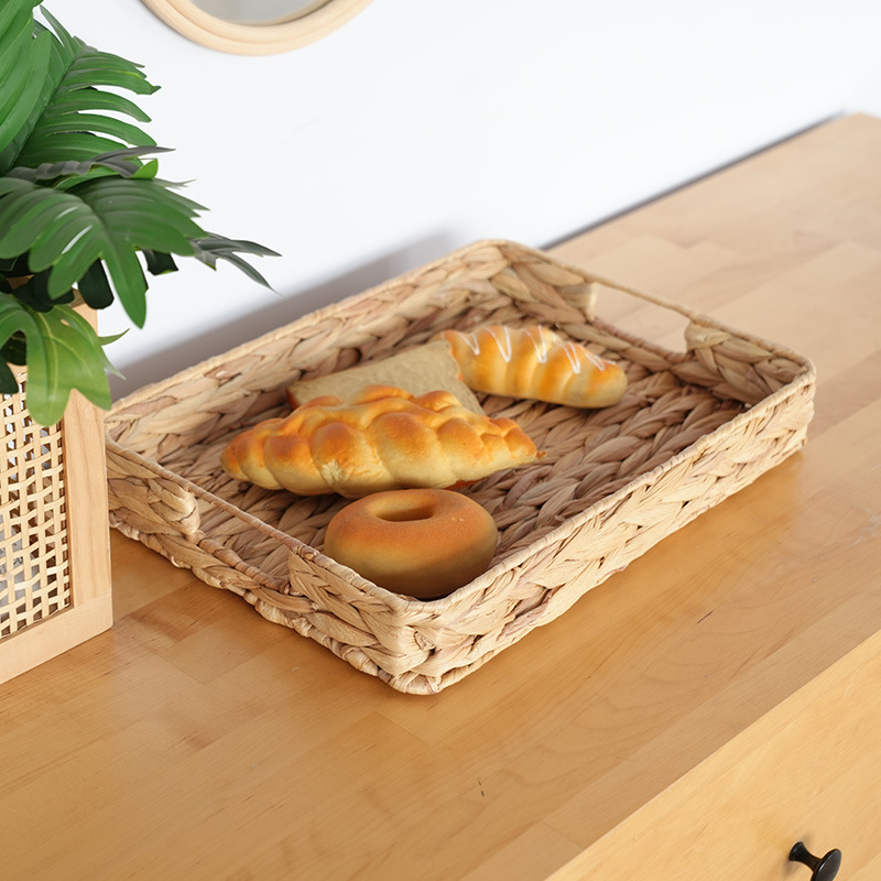 Amazon venta caliente cuadrada de paja plato de bocadillos calabaza de agua de paja trenzada mesa de mesa bandeja de fruta mesa